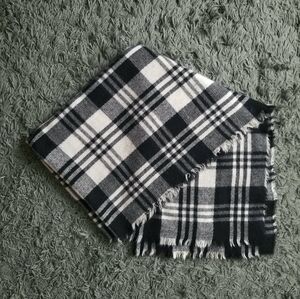 370.  check blanket scarf